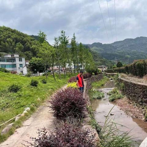 巡河护水不松懈—俞源乡