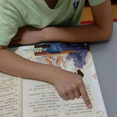 东盛小学二年一班杨思航家庭读书美篇