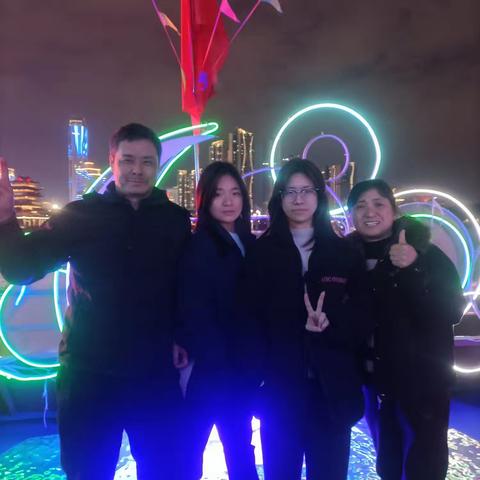 夜游邕江
