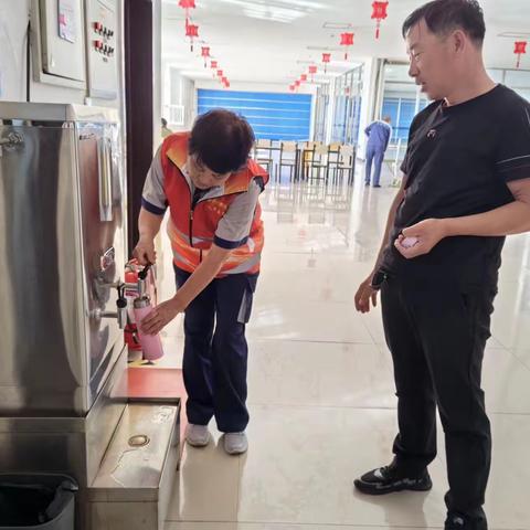 国庆我在岗 |人性化服务-“至真至诚，服务于行”
