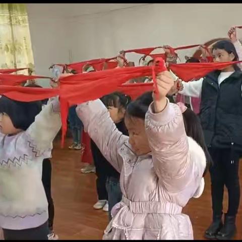 雨碌乡小铺小学社团活动之舞蹈社团
