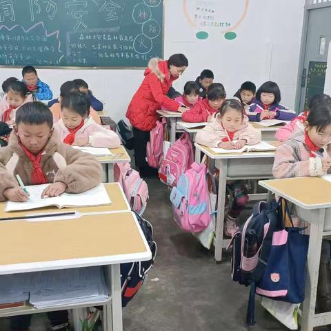 2025春学期小铺小学三年级培优辅差作业辅导纪实