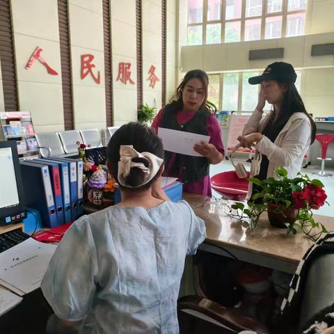 【蒙速办·呼宜办·帮办代办】 税苑社区暖心服务助力高考