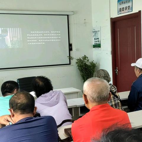 红旗街道驻跸园社区召开“内化党纪于心 笃行奋进力量”主题党日活动