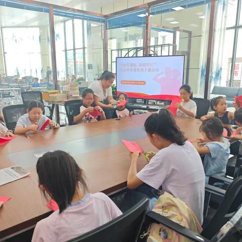 玉屏社区开展“拥军拥民 益路同行”未成年非遗剪纸主题活动