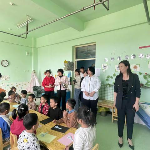 赴春日之约，谱幼教之情——和田市嘉兴幼儿园与和田市吐沙拉镇幼儿园联盟座谈会暨师徒结对仪式