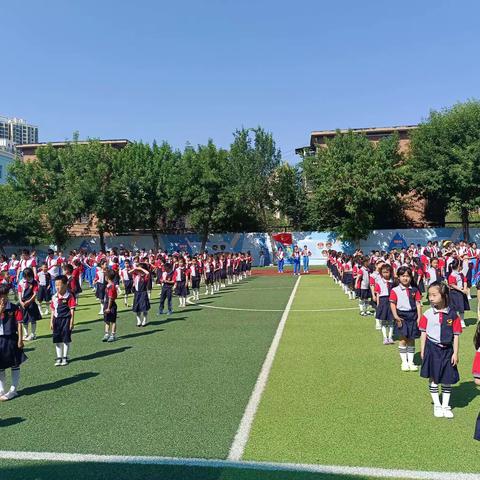 学习二十大，争做新时代好队员——桥东里小学新队员入队仪式