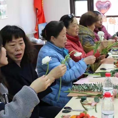 情暖春日 花香四溢｜建科大社区退役军人服务站举办“三八”妇女节插花活动