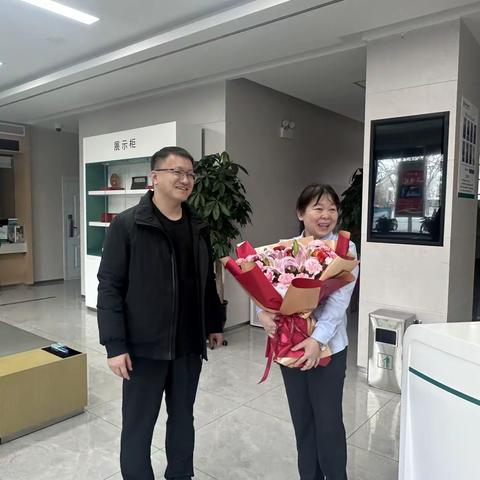 沈萍：坚持到底，站好最后一班岗