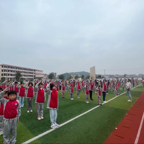 阳光正好 我们乘风奔跑———广丰区壶峤镇中心小学秋季运动会集锦