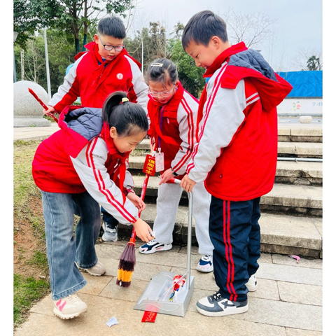 【党建➕队建】“弘扬雷锋精神 做追’锋‘少年”——广丰区城中小学学习雷锋精神系列活动