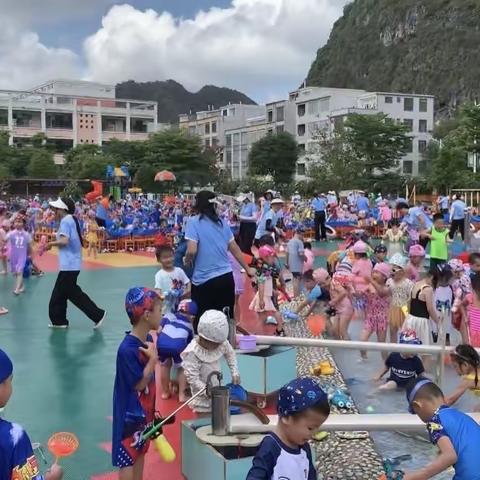 夏日“水”心所“遇”——天等县县直第一幼儿园小六班班本课程