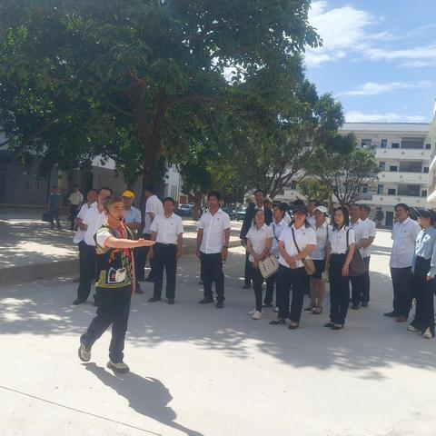 校际交流绽芬芳，携手同行共成长 ——庙街镇盟石小学、庙街镇营盘小学校际交流活动