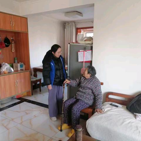 【先锋龙洞】关爱高龄老人 感受网格温度——奥体西苑社区开展高龄老人走访慰问活动