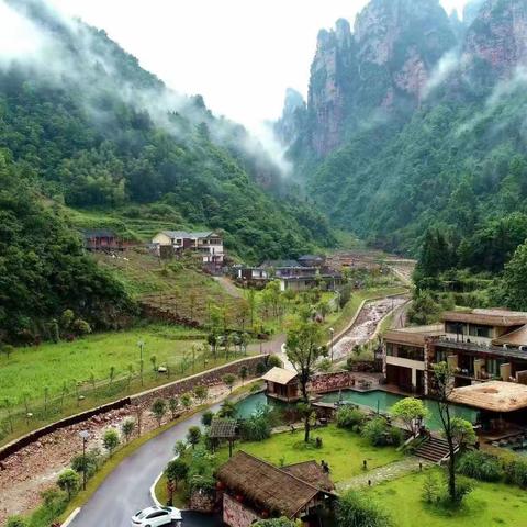 乡村旅游一名宿推荐一张家界五号山谷