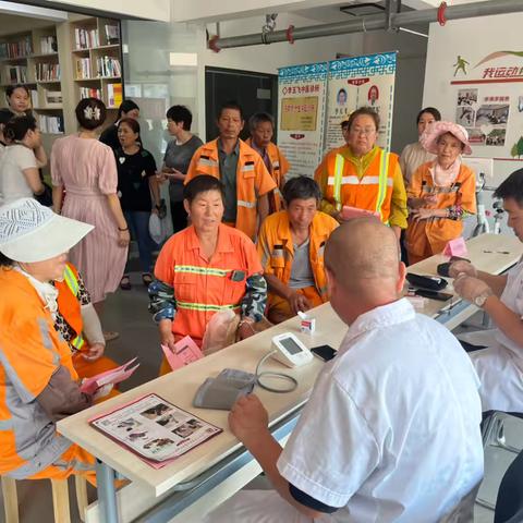 历城区总工会“服务职工、服务基层、服务社会”活动走进洪家楼街道鑫达社区