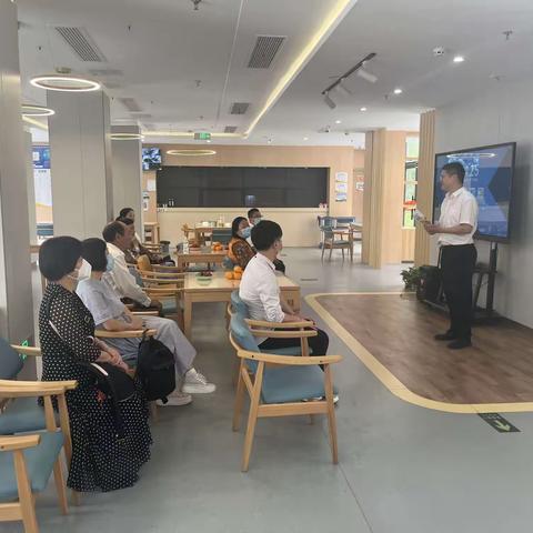 光大银行乐清支行开展“护航晚年、消保同行”活动