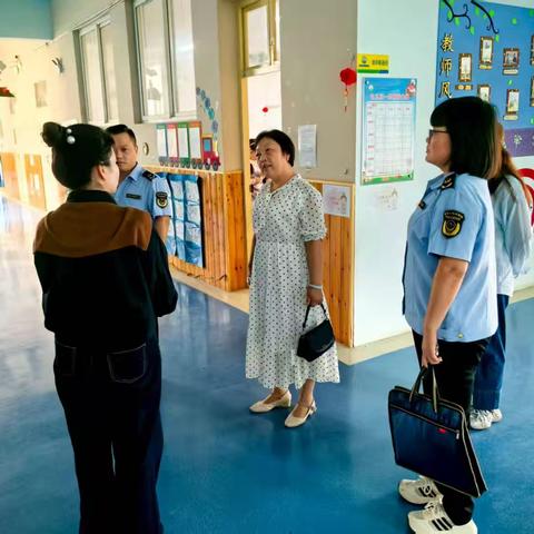 临潼区市场监督管理局相桥所联合相桥街道办事处对相桥辖区学校食堂开展全覆盖检查