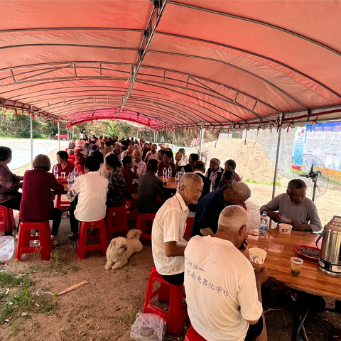 孝老敬老｜巧手包饺子，共话邻里情