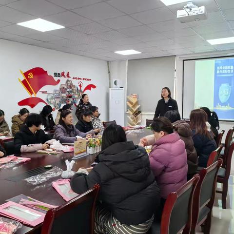 民生银行马鞍山清华园社区支行：女神节里的315消保宣传之行