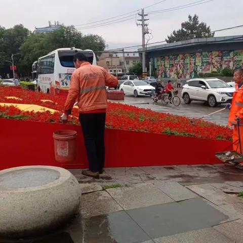 庆国庆，迎中秋，启德环卫“洗”迎双节