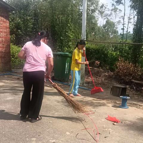 让环境更美丽，让生活更美好——永汉镇梅州小学开展环境整治活动