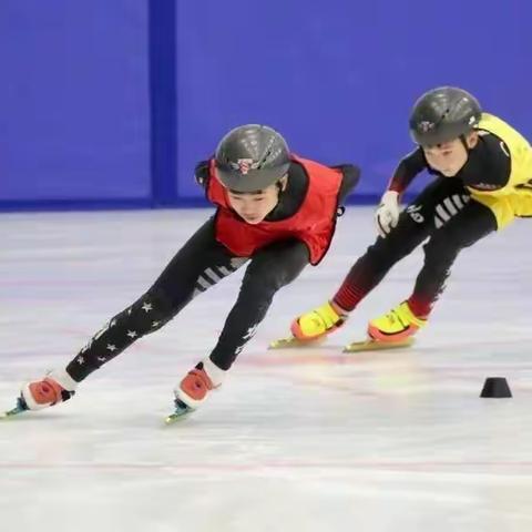 热雪燃冰正少年！小勇士一日嗨运动营正在集结……