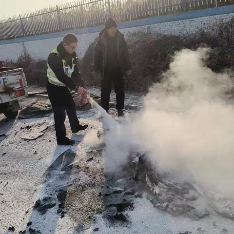 危难时刻显身手 见义勇为暖民心