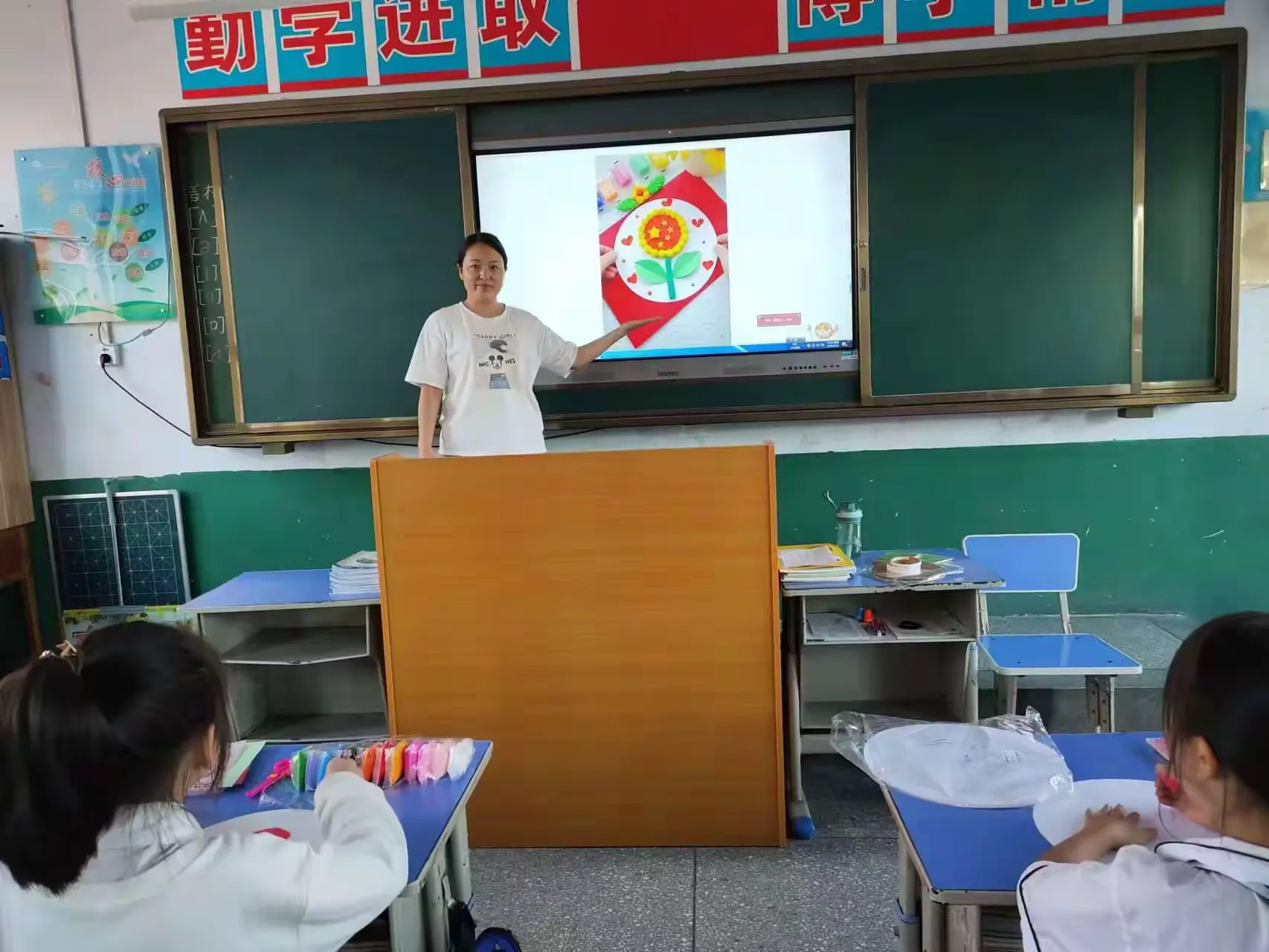 简篇-【川口教育】中心小学:手随心动,创意无限 —— 川口乡中心小学手工社团学期活动总结