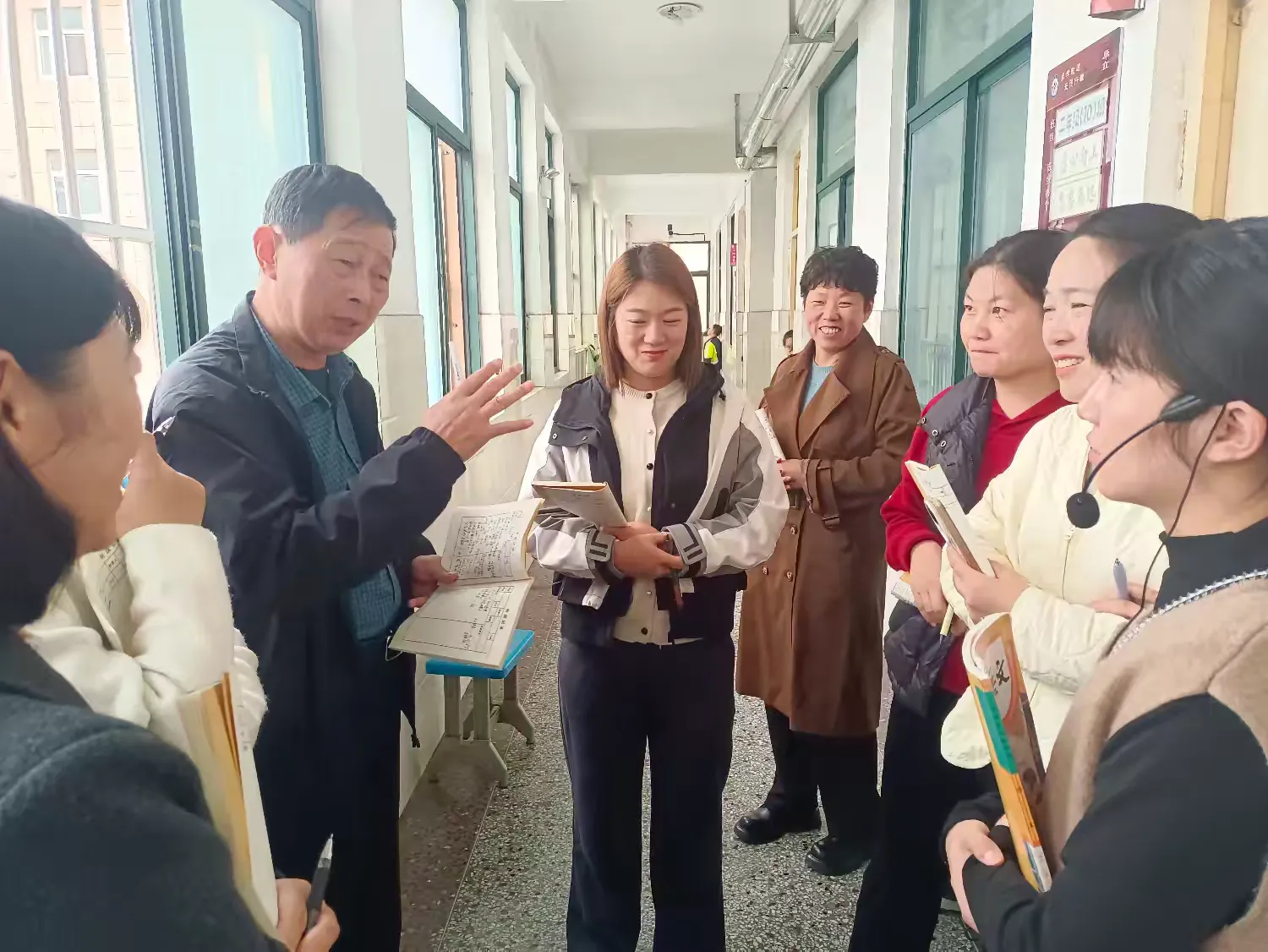 简篇-琢玉成器,研思致远——二年级语文磨课活动纪实