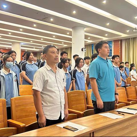 海南省技师学院食品工程系2023年度新团员入团宣誓仪式