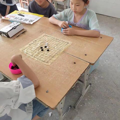 棋逢对手——宁陵县第三实验小学五子棋社团