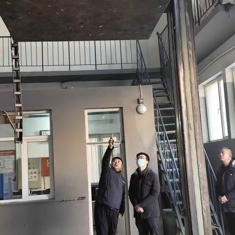 红山区城市管理综合执法局集中开展安全生产大排查大整治行动