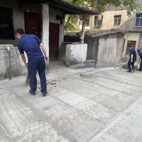 略阳县消防救援大队助力略阳县城市管理综合治理