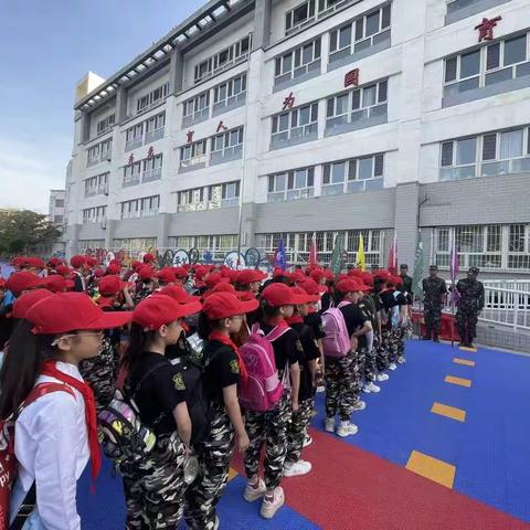 “军博园学党史铸信仰    成长礼沐党恩做栋梁”——库尔勒第二小学四年级开展行走的党史课研学实践活动