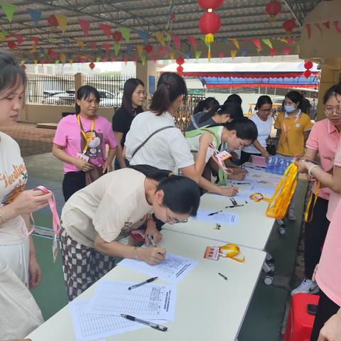 发挥一体资源中心的作用   共研岭南游戏促儿童发展——记高州市学前教育教研活动暨岭南自主游戏成果展