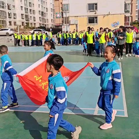 小天使幼儿《秋季亲子运动会》