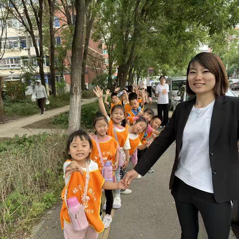 【我与小学零距离】——娃莱娃家幼儿园参观方凌小学