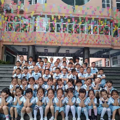 走进小学，体验成长——幼小衔接活动之参观小学