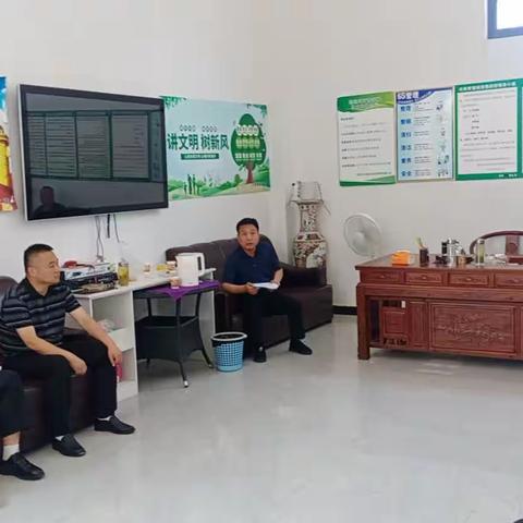 加强农贸市场管理，助力卫生县城复审
