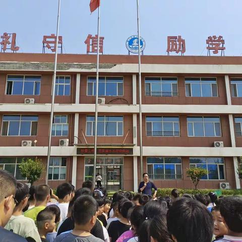 【全环境立德树人】预防溺水  从我做起——陵城区徽王庄镇王奇小学举行防溺水师生宣誓、签名活动