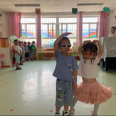 夏季宝宝服装秀