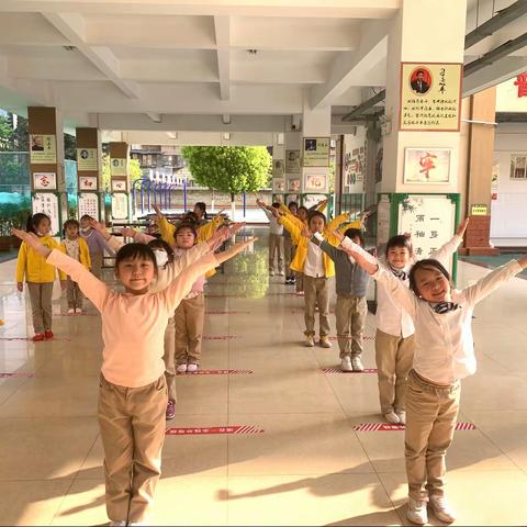 棕树营小学中国舞