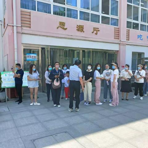 学校用心，家长放心，走进高台小学校园食堂