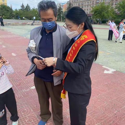 邮储银行满洲里支行我为群众办实事-储户问卷调查