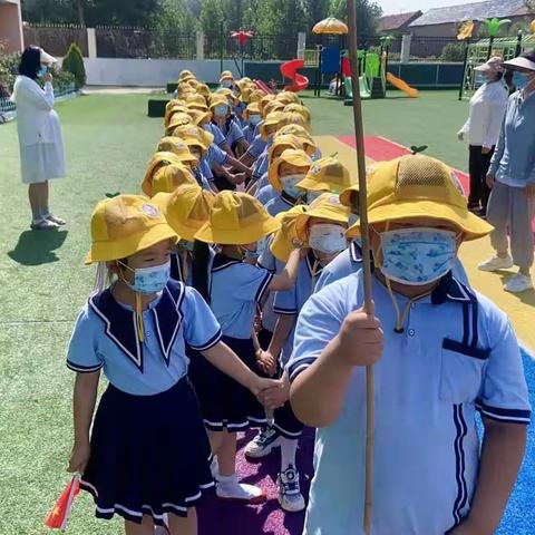 走进小学，感悟成长——渊子崖社区幼儿园