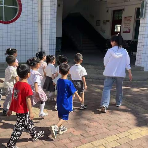 幼小衔接促成长——小丘镇白瓜小学“幼小衔接”活动