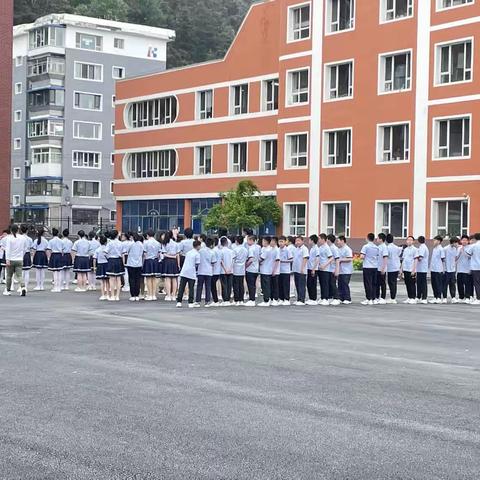 校园—共享其乐的绿洲