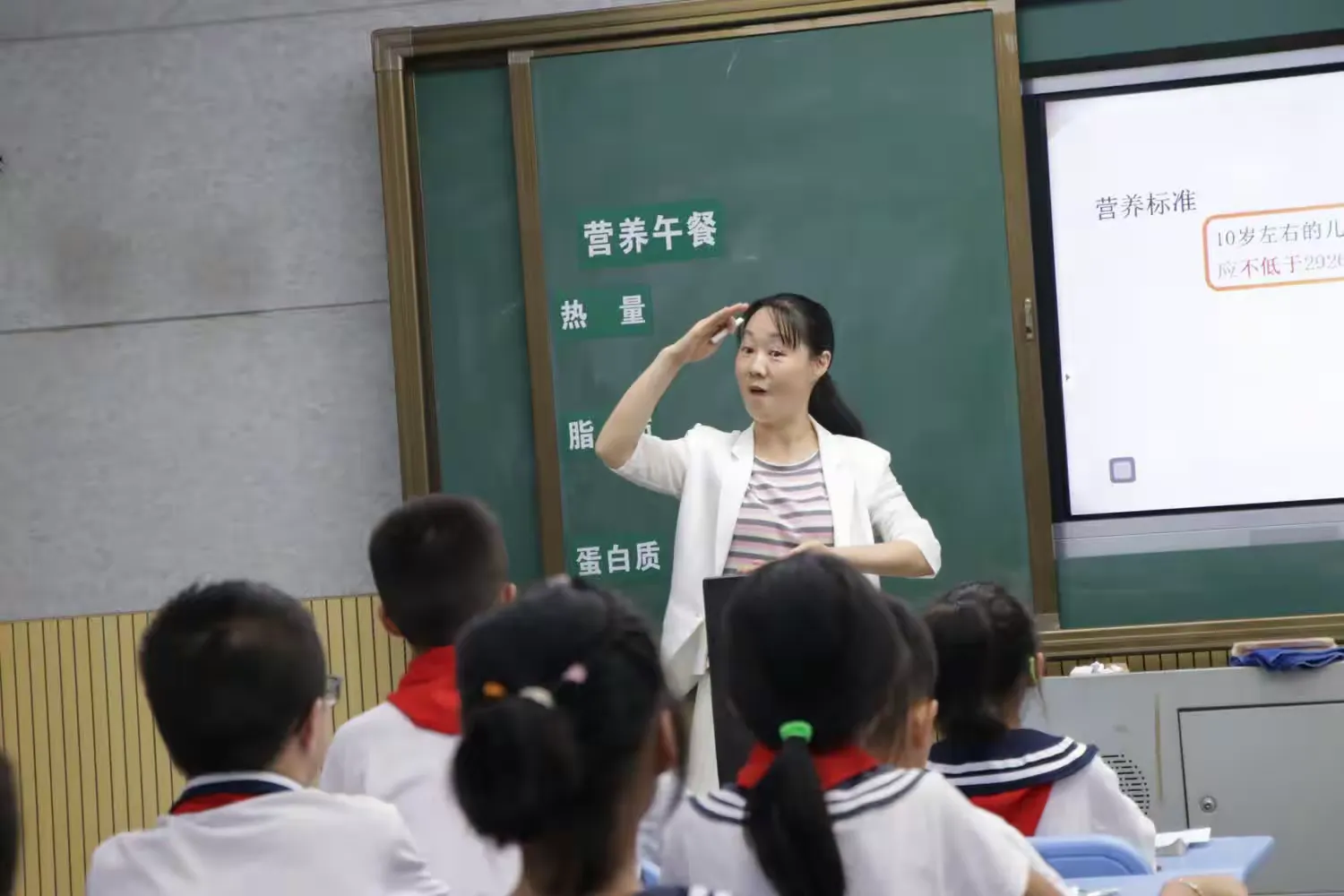 简篇-聚焦新课标 赋能新课堂