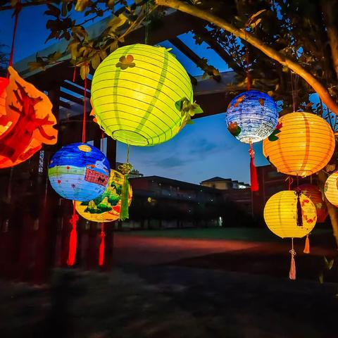 皓月当空映实小，共赏人间好时节——邯郸市实验小学美术组迎双节主题活动